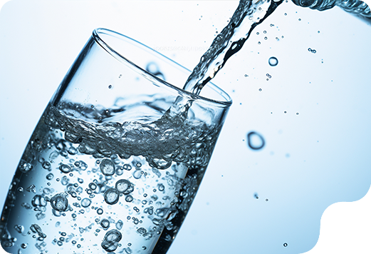 Môže tvrdá voda spôsobiť zápchu? Preskúmanie odkazu a riešení